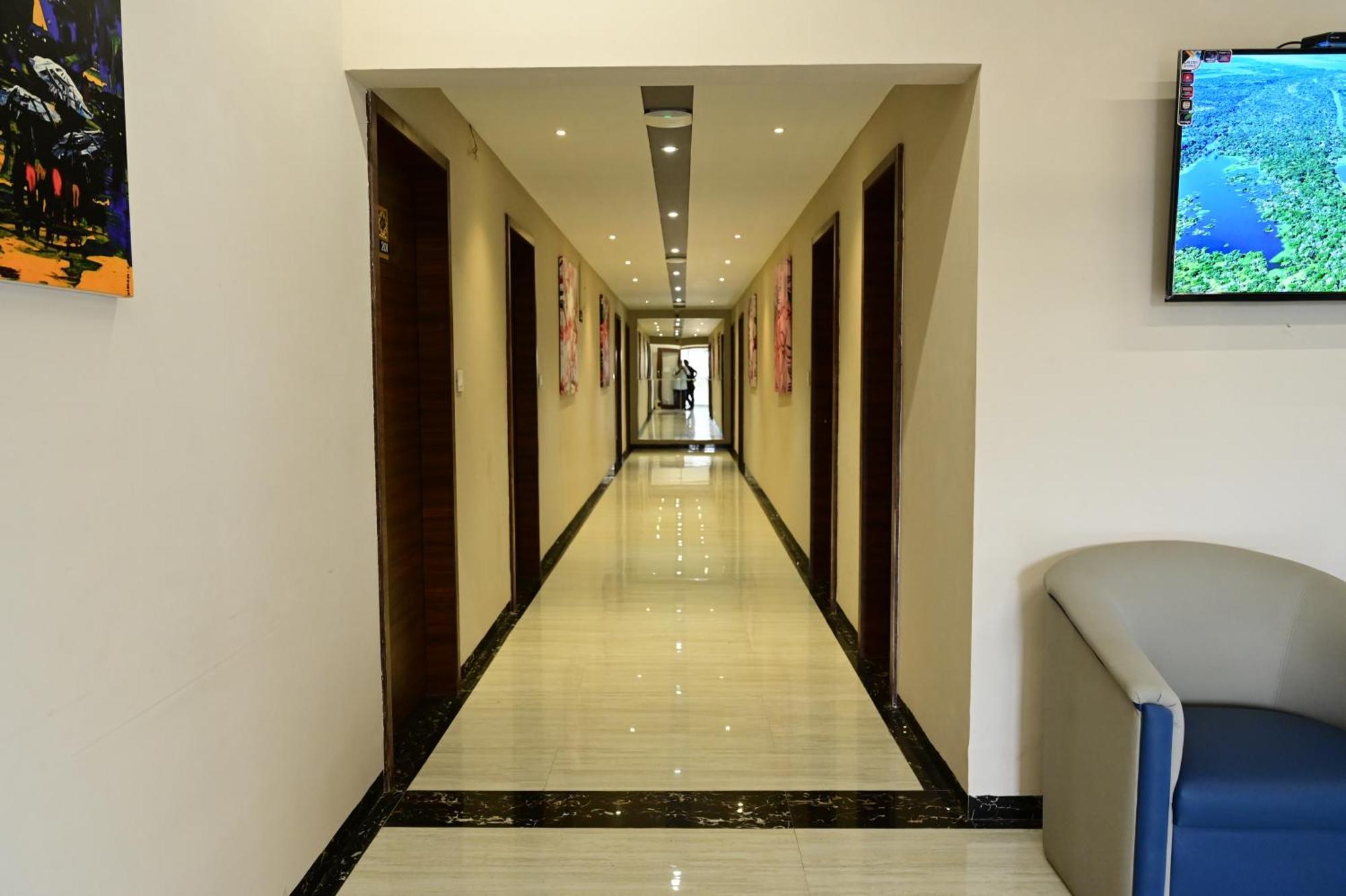 The One Hotel Nashik Buitenkant foto