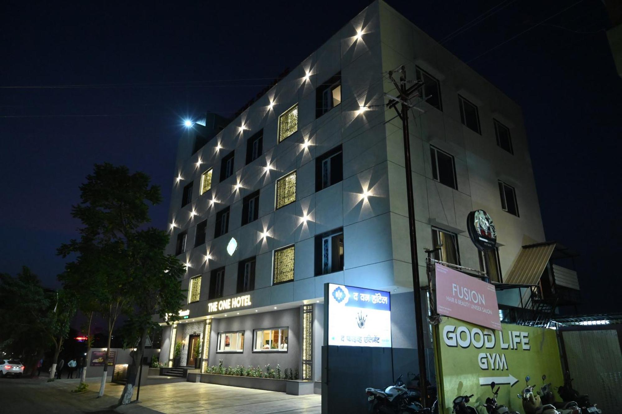 The One Hotel Nashik Buitenkant foto